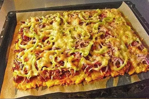 Pizza ziemniaczana z mięsem mielonym, doskonałe danie