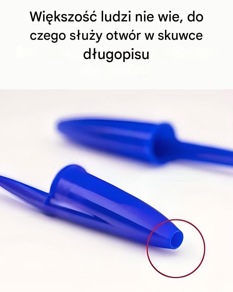 Do czego służy otwór w skuwce długopisu?
