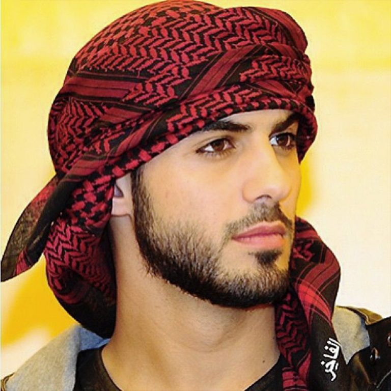 Omar Borkan: Zbyt przystojny dla swojego kraju, zbyt prosty dla swoich krytyków