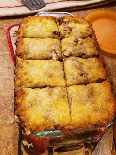 “Zapiekane burrito w nowym wydaniu – szybki i sycący posiłek dla całej rodziny”