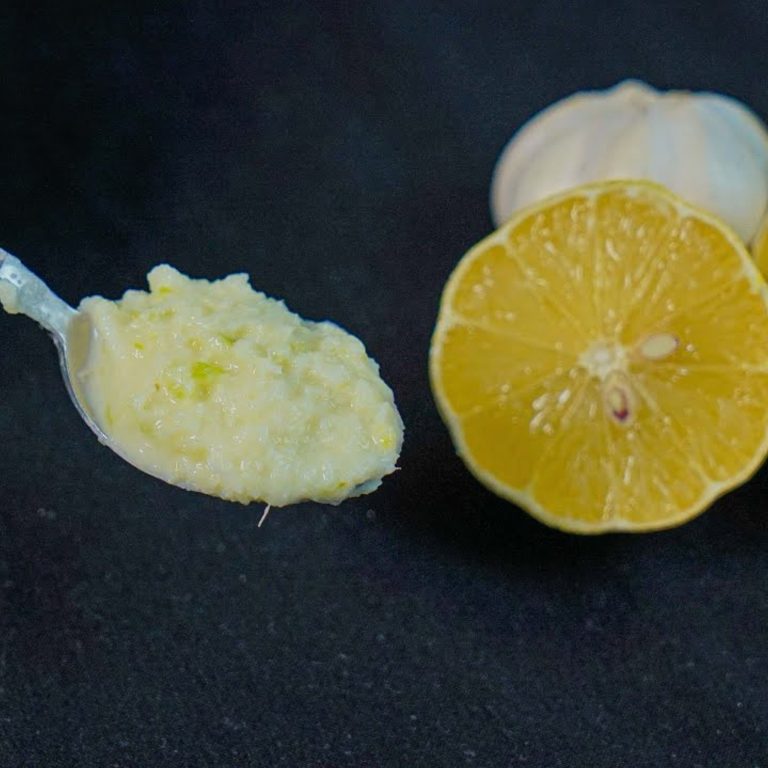 Oczyść swoje ciało naturalnie: delikatny przepis z czosnkiem i cytryną